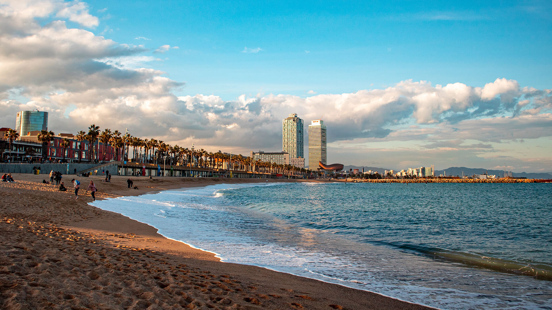 By, strand og vand - Feriebolig i Barcelona kan det hele.